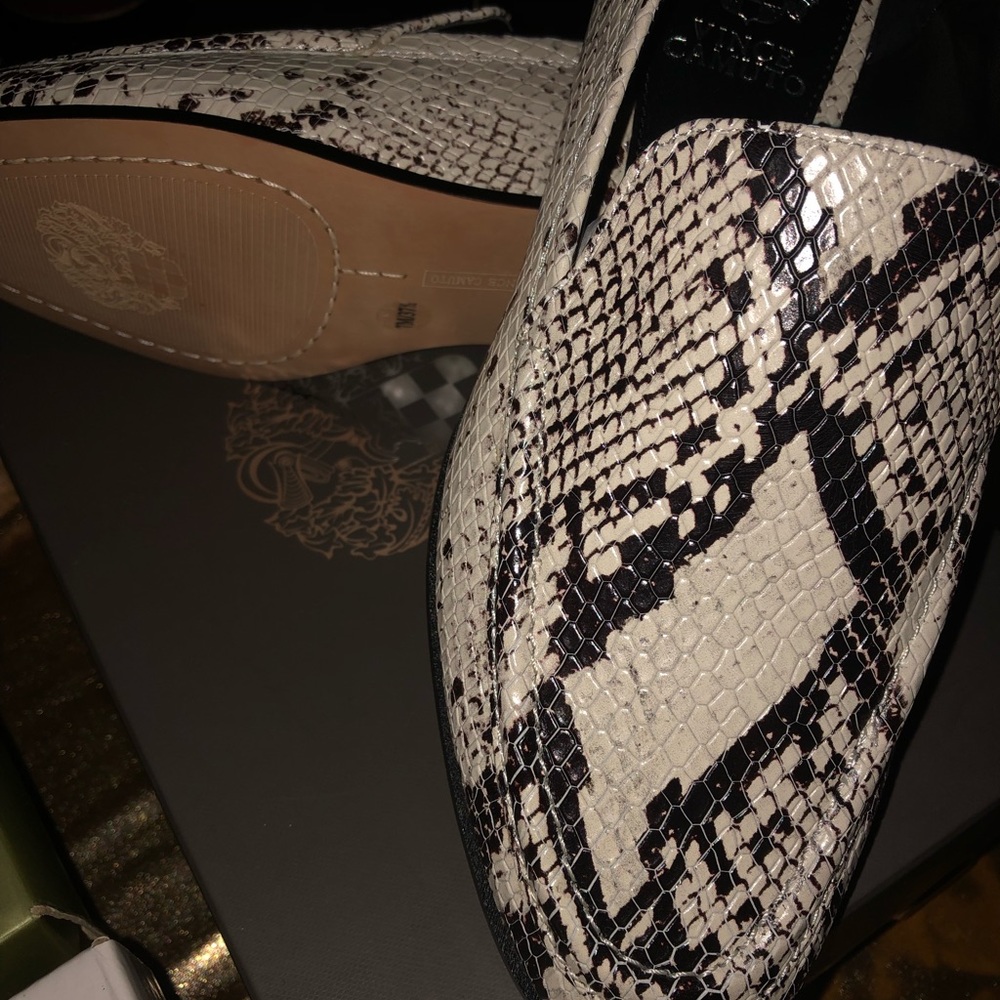 Vince Camuto Jendeya 2